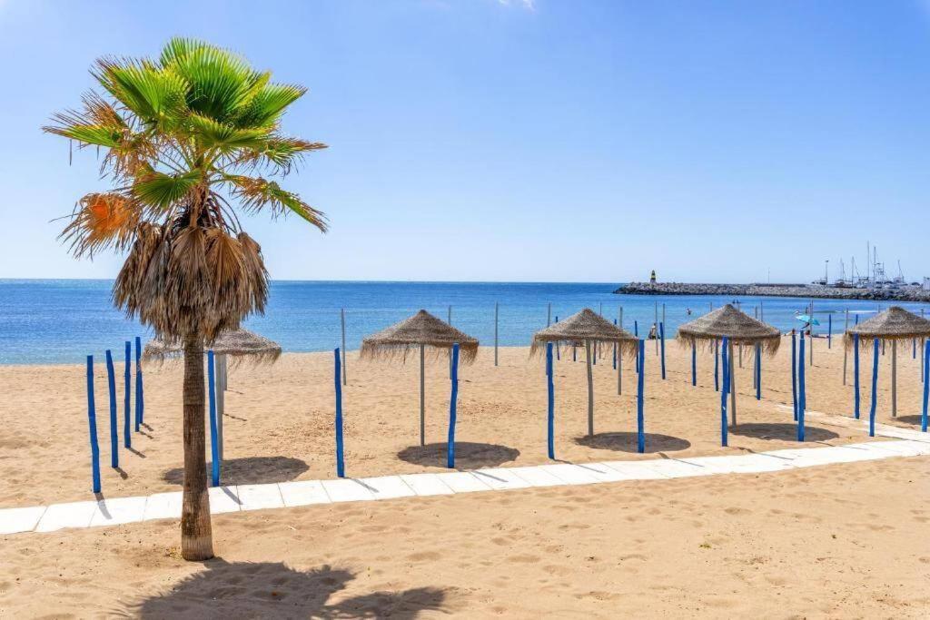 Carihuela Front Beach Τορρεμολίνος Εξωτερικό φωτογραφία
